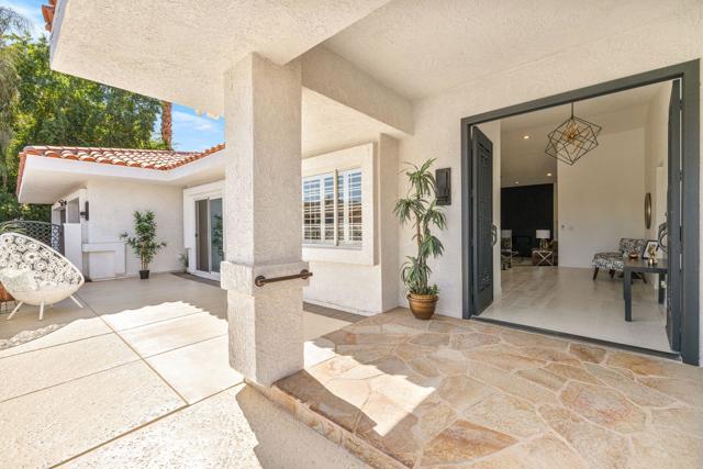 47215 Heliotrope Drive, Palm Desert CA: https://media.crmls.org/mediaz/51f1b867-c79b-4329-971e-cbc75bd1440d.jpg