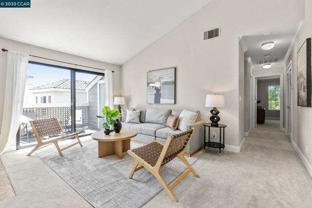 132 Eastridge Dr, San Ramon CA: https://media.crmls.org/mediaz/51f20888-8e3a-424d-88b6-c1497b3576ef.jpg