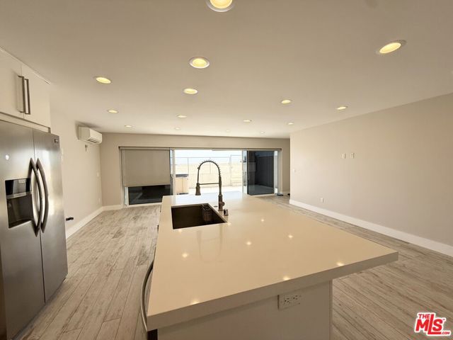 6955 Trolleyway, Playa del Rey CA: https://media.crmls.org/mediaz/51f25790-75c3-4753-ab2a-d05af66c33e1.jpg