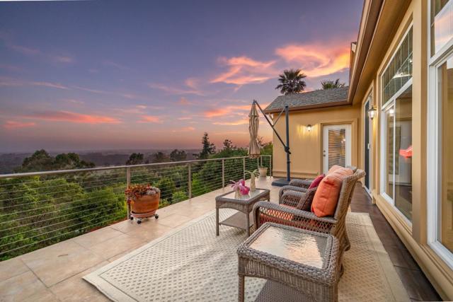 960 Smith Road, Watsonville CA: https://media.crmls.org/mediaz/51f25f0e-a895-486d-8fe3-5577ba165cec.jpg