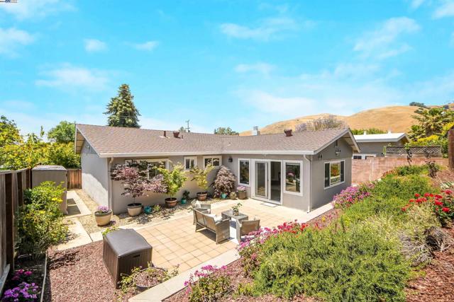Image 33 of 42 For 38392 Nebo Dr