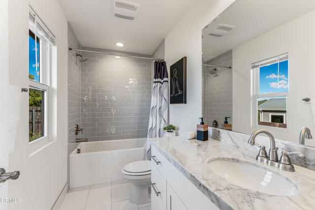 Detail Gallery Image 22 of 46 For 759 via Cielito, Ventura,  CA 93003 - 4 Beds | 4 Baths