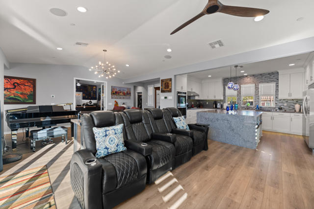 26753 Avenida Quintana, Cathedral City CA: https://media.crmls.org/mediaz/51f53f54-a86b-4b83-9b14-de6f04bd930d.jpg