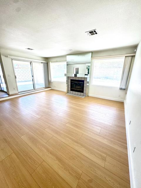 Image 2 of 17 For 27205 Avenida Quintana
