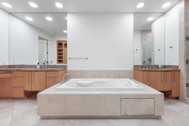 Detail Gallery Image 16 of 31 For 464 Prospect St #610,  La Jolla,  CA 92037 - 1 Beds | 1/1 Baths