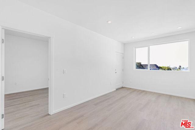 1227 N Berendo Street, Los Angeles CA: https://media.crmls.org/mediaz/51f5d9f6-8160-4915-afdb-541f0b12d743.jpg