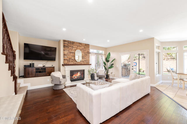 32711 Wellbrook Drive, Westlake Village CA: https://media.crmls.org/mediaz/51f605d9-70db-42fd-a4f0-31cbce546634.jpg