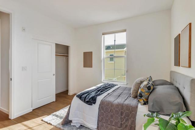 636 Bair Island Road, Redwood City CA: https://media.crmls.org/mediaz/51f62d18-0c21-4f9c-a812-e372b45306ea.jpg