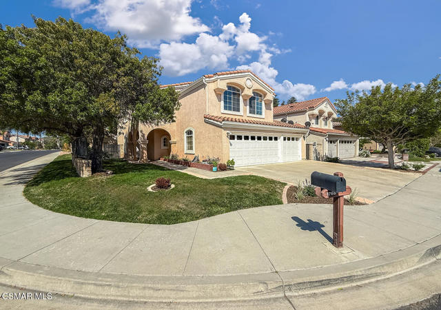 1768 Fox Springs Circle, Newbury Park CA: https://media.crmls.org/mediaz/51f74f34-9a7d-4c91-a701-873c1644bf72.jpg