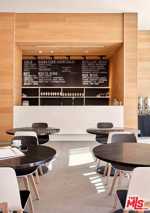 10000 SANTA MONICA Boulevard, Los Angeles CA: https://media.crmls.org/mediaz/51f79289-77ca-4969-8ab4-fa49b18dbd7a.jpg