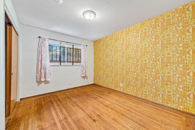 338 Copperfield Avenue, Hayward CA: https://media.crmls.org/mediaz/51f7b30d-3310-448d-9383-ed53aa8546ad.jpg