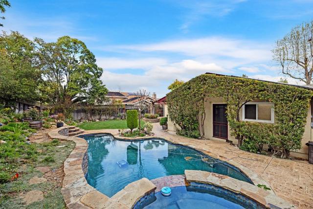435 Ewing Drive, Pleasanton CA: https://media.crmls.org/mediaz/51f81fb6-e2c8-4903-ab59-e3ef035d4498.jpg