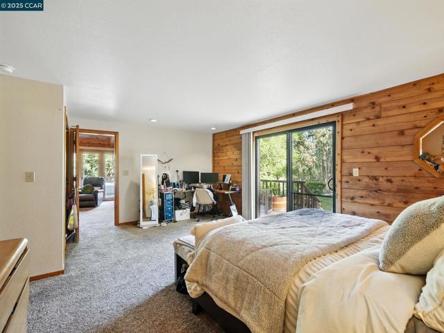 2000 Curry Canyon Rd, Clayton CA: https://media.crmls.org/mediaz/51f8e152-6fd8-4071-b735-e063384a0499.jpg