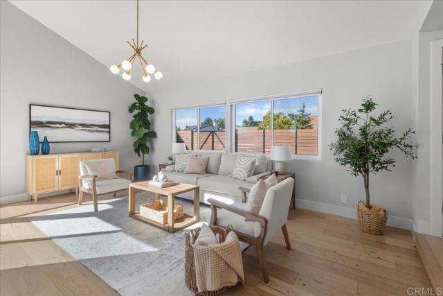 Detail Gallery Image 6 of 38 For 7310 Esfera St, Carlsbad,  CA 92009 - 4 Beds | 3 Baths