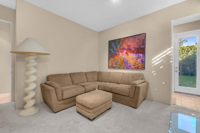 Image 17 of 35 For 2438 S Caliente Drive
