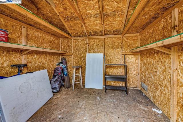 48346 Cottonwood St, Fremont CA: https://media.crmls.org/mediaz/51fa0ef5-418c-423b-b0f2-58ea5e0fcddf.jpg