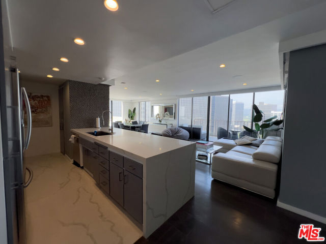 2160 Century Park East, Los Angeles CA: https://media.crmls.org/mediaz/51fb0df6-1169-43f7-893c-49d88dd4cc50.jpg