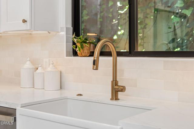 3015 Henrietta Avenue, La Crescenta CA: https://media.crmls.org/mediaz/51fb7726-8729-496d-b60e-78ca2d5a1b8a.jpg