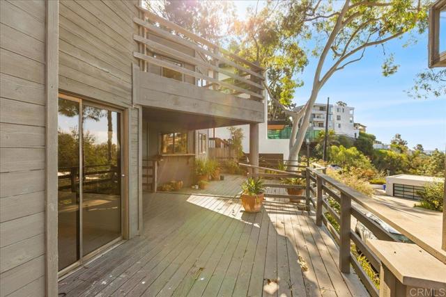 Detail Gallery Image 74 of 75 For 2871 Brant St, San Diego,  CA 92103 - 3 Beds | 3/1 Baths