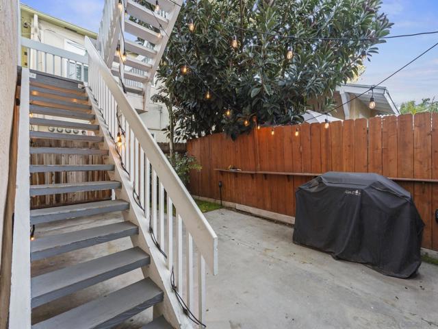 406 408 & 408B E Ave, Coronado CA: https://media.crmls.org/mediaz/51fd3a2d-6445-45fc-b44f-364d341bd0fc.jpg