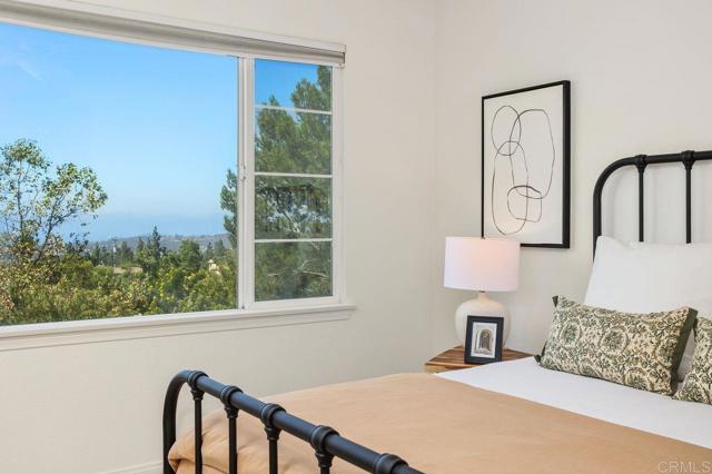Detail Gallery Image 17 of 46 For 1371 Sky Ridge Ct, San Marcos,  CA 92078 - 3 Beds | 2/1 Baths