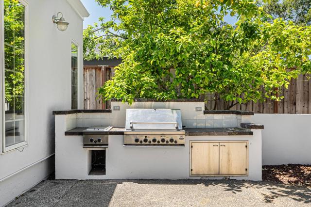859 14th Avenue, Menlo Park CA: https://media.crmls.org/mediaz/51fe8a85-70ff-4133-9746-27a85ac2e240.jpg