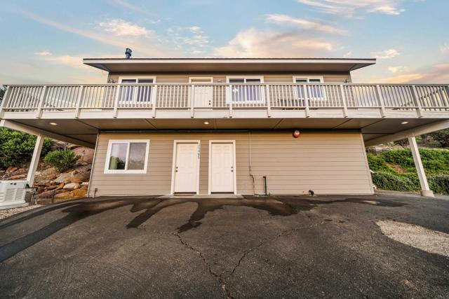 35465 Sunset Lane, Julian CA: https://media.crmls.org/mediaz/51feb448-efa6-4fa2-a8e0-647ad102f2a8.jpg