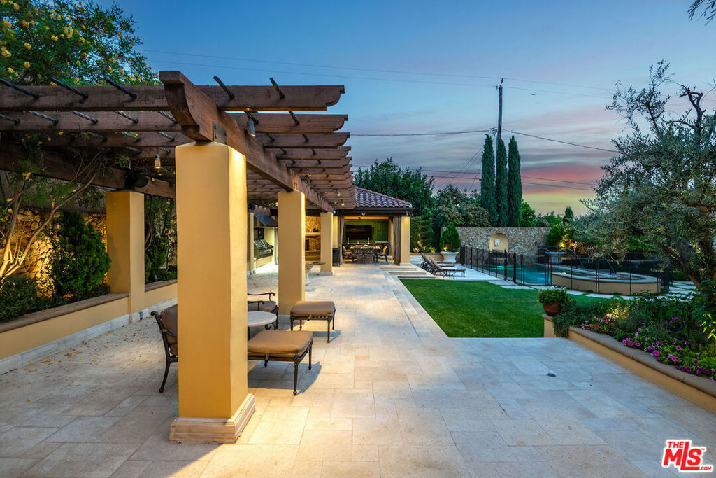 820 E Grinnell DriveBurbank img 43