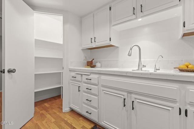 Detail Gallery Image 13 of 37 For 640 S Lake Ave #105,  Pasadena,  CA 91106 - 2 Beds | 2/1 Baths