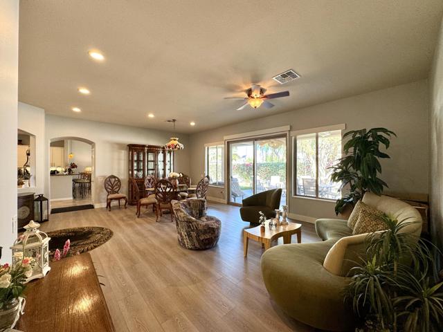 80372 Camino San Lucas, Indio CA: https://media.crmls.org/mediaz/5200cf3d-4a0f-41cf-8370-80941d940720.jpg