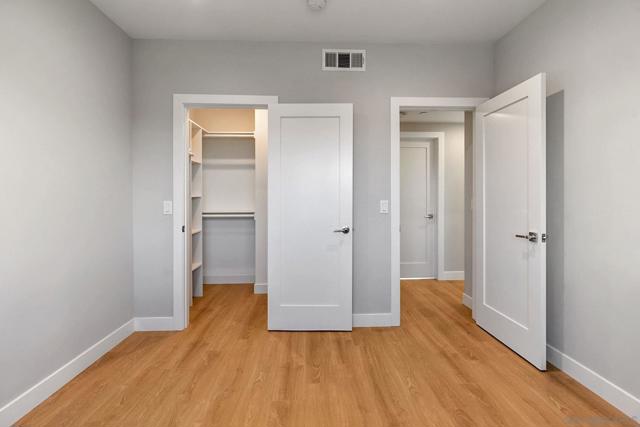 3209 L Street, San Diego CA: https://media.crmls.org/mediaz/5200d2ef-caaa-425a-9d5b-8021a41d7e7e.jpg