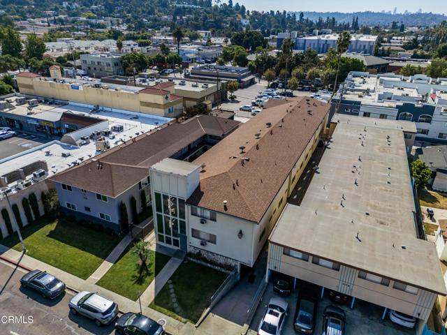 Detail Gallery Image 16 of 27 For 214 E Chevy Chase Drive Dr, Glendale,  CA 91205 - – Beds | – Baths