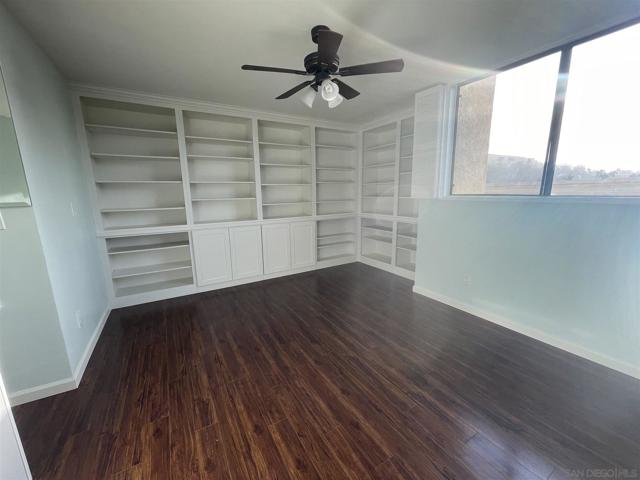 2420 Torrey Pines Rd, La Jolla CA: https://media.crmls.org/mediaz/52014c4e-c8c7-4050-872a-eb056ab29dd0.jpg
