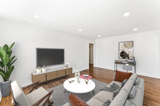 709 4th AVE, Chula Vista CA: https://media.crmls.org/mediaz/5201d481-3f6c-46fe-9a0a-bd155be248ad.jpg