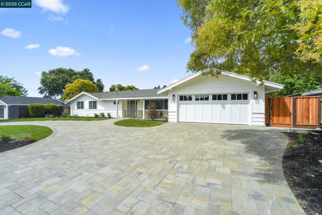 3715 Liscome Way, Concord CA: https://media.crmls.org/mediaz/52027be6-ed3c-4ca7-9a98-565345c21d34.jpg