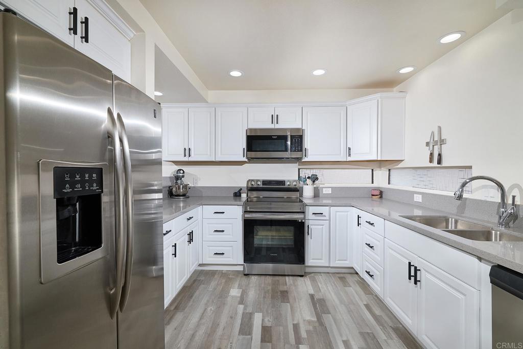 1935 Sunset Drive - photo 12
