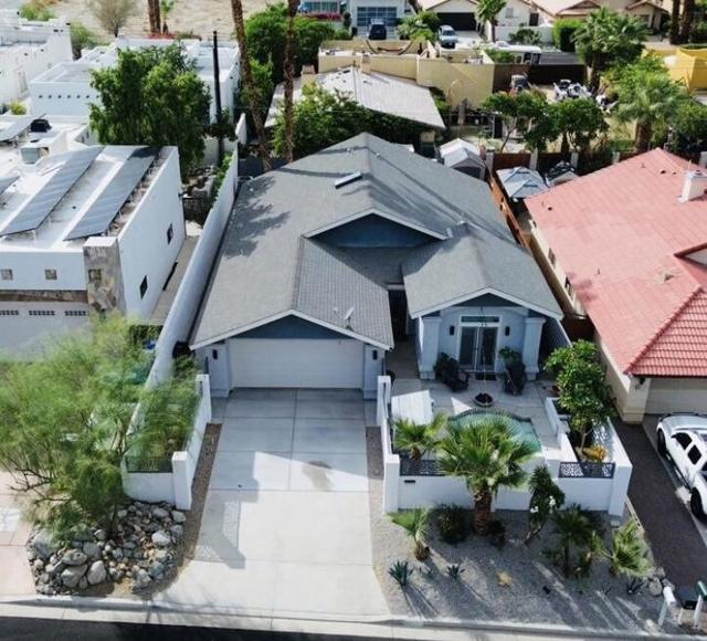 54925 Avenida Alvarado, La Quinta CA: https://media.crmls.org/mediaz/520654ec-3422-46a1-85b3-9f15b639ecfe.jpg