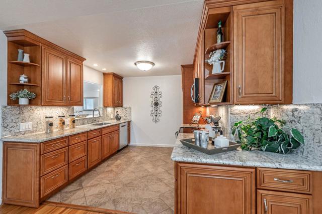 2154 Los Gatos Almaden Road, San Jose CA: https://media.crmls.org/mediaz/520657c9-e359-4fa9-9548-9a09181a4c0c.jpg