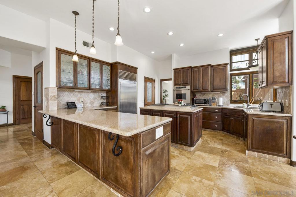 MLS #250041241SD image #18