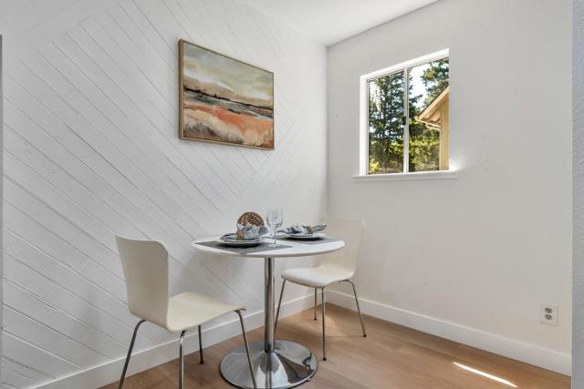 21683 Summit Road, Los Gatos CA: https://media.crmls.org/mediaz/5206de8a-dbff-407a-bb3e-22efd7b8c650.jpg