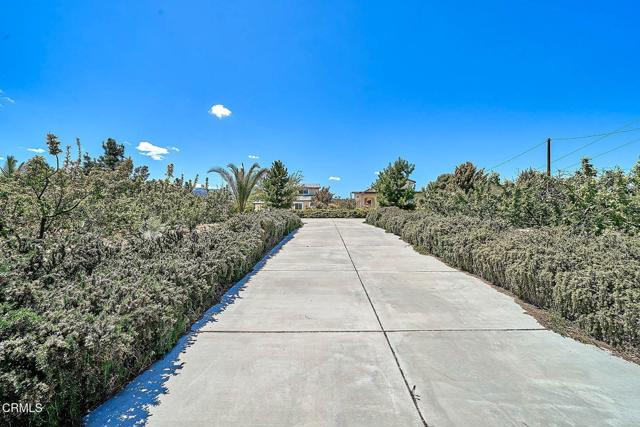 9020 Pionero Road, Pinon Hills CA: https://media.crmls.org/mediaz/5207329b-966a-4161-bff6-2938ee6a5443.jpg