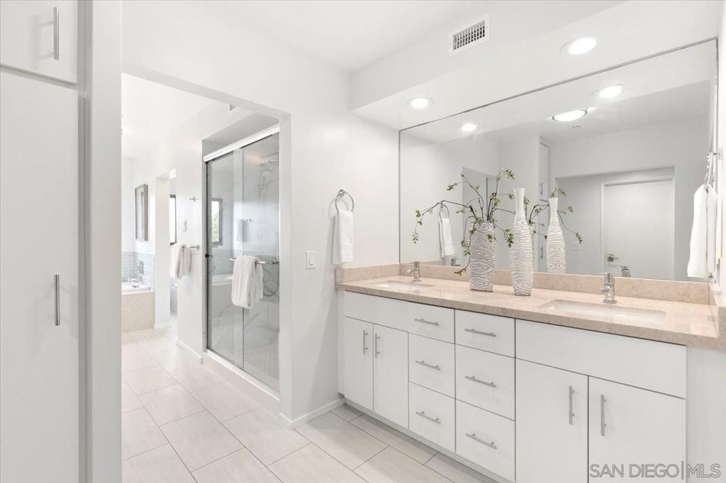 MLS #250036883SD image #23