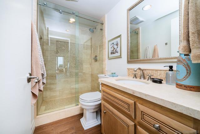 Image 22 of 45 For 2955 Ocean Street  19