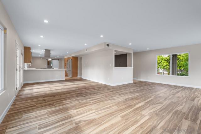 Image 20 of 33 For 5122 Edgeworth