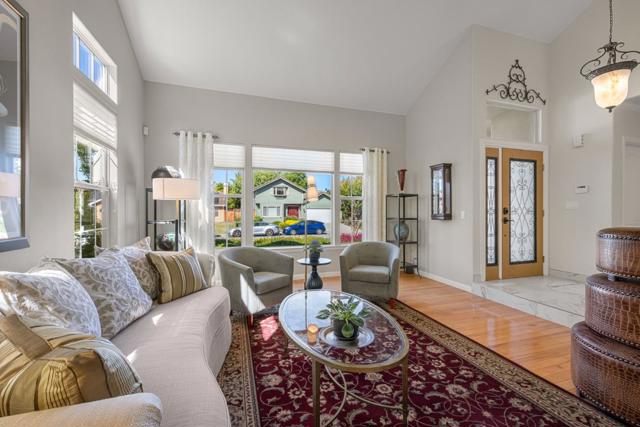 18425 Del Monte Avenue, Morgan Hill CA: https://media.crmls.org/mediaz/520a17b0-2b7c-4c66-bf22-ebdeb45b3215.jpg