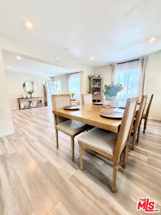 2940 Live Oak Street, Huntington Park CA: https://media.crmls.org/mediaz/520b0b5d-8eb1-404c-94c9-21754fc131b3.jpg