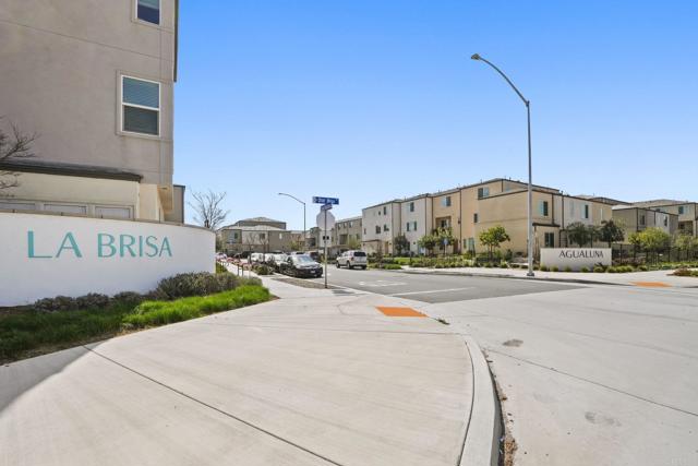 5495 Seacliff Place, San Diego CA: https://media.crmls.org/mediaz/520b92e6-1455-4232-ad44-b0dae7ee0cf1.jpg