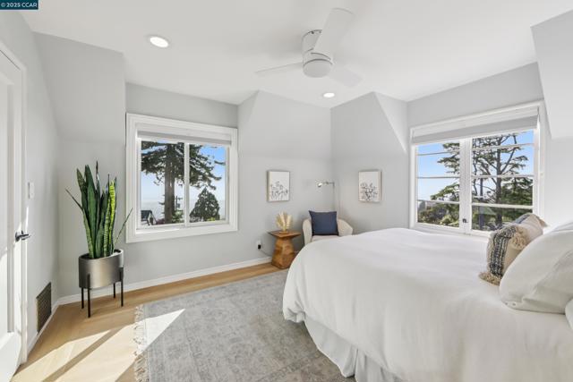 680 Grizzly Peak Blvd, Berkeley CA: https://media.crmls.org/mediaz/520ba551-1bf6-4639-a453-f76b862919c3.jpg