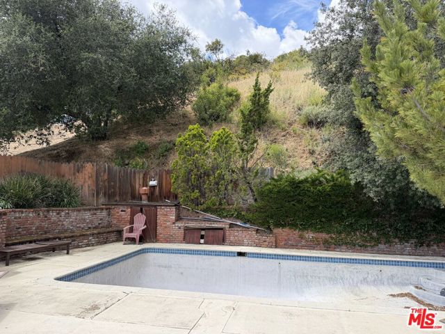 Image 20 of 31 For 3759 Lockerbie Lane