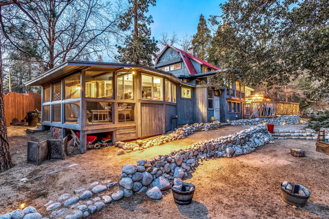 25585 Alderwood St Street, Idyllwild CA: https://media.crmls.org/mediaz/520c954c-087c-4bb2-b987-789f518dfaa9.jpg